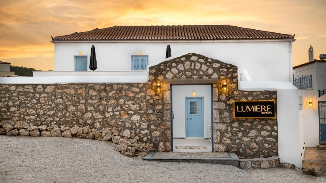 Lumiere Spetses Hotell Exteriör bild