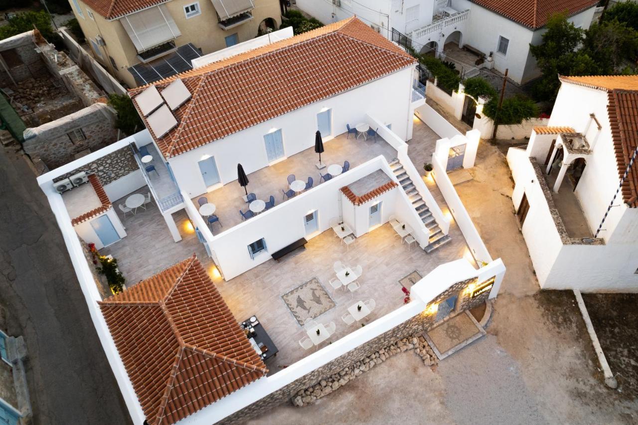 Lumiere Spetses Hotell Exteriör bild