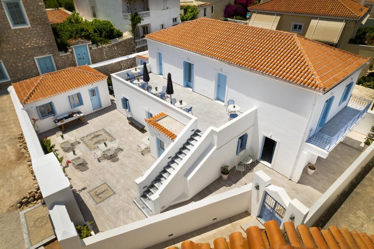 Lumiere Spetses Hotell Exteriör bild