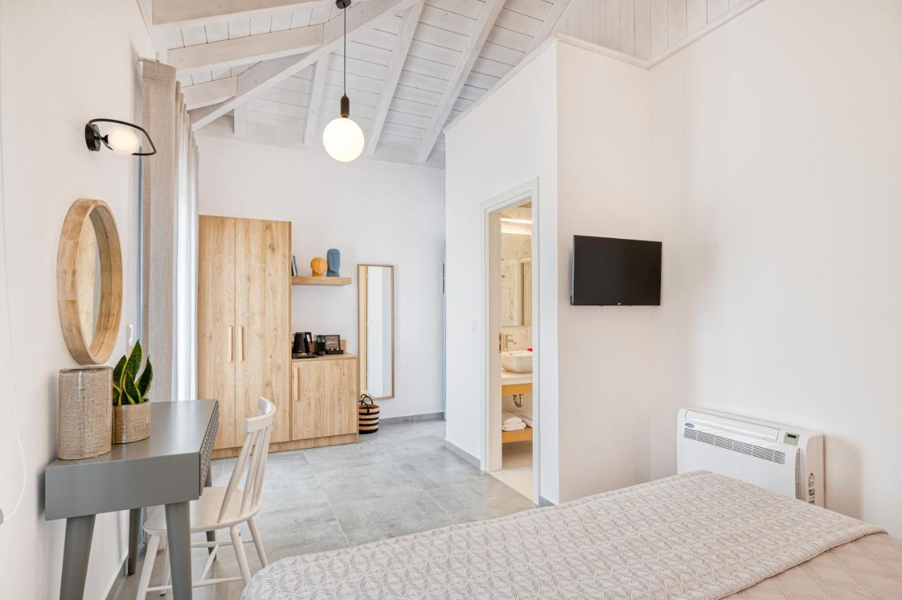 Lumiere Spetses Hotell Exteriör bild
